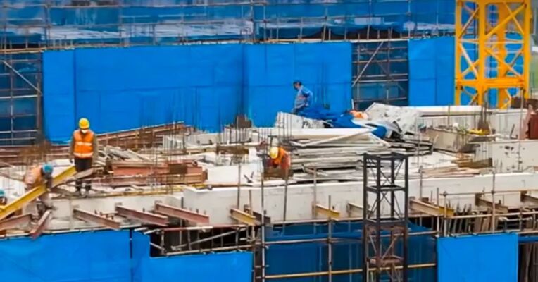 9月百强房企销售总额环比增长11.9%；新城系70亿元违规资金往来曝光｜房产早参