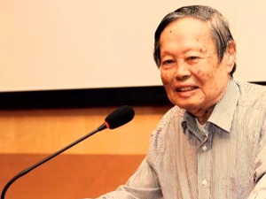 杨振宁的一句话，影响他近20年！“翻烂”《曙光集》，青年学者王志伟讲述：杨先生教会我的那些事