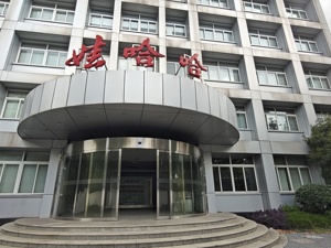 “宗馥莉没有继续任职于娃哈哈” 娃哈哈品牌风波后经销商迷茫、供应链扰动，11月经销商大会能否力挽狂澜？