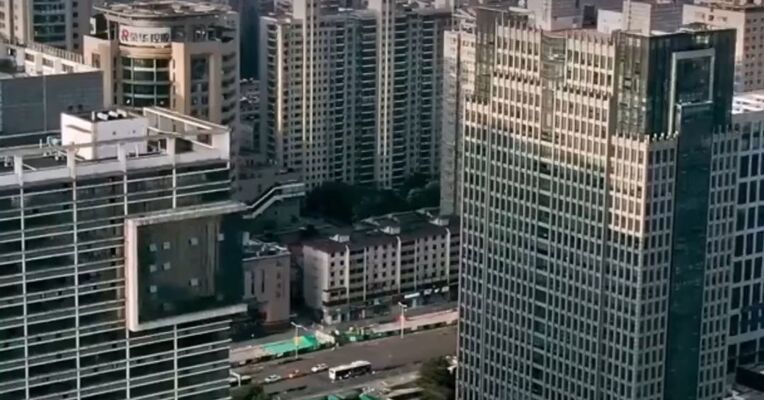 西安38.4亿元挂牌11宗开发用地；今年前10月全国法拍房成交总金额下降2成|房产早参