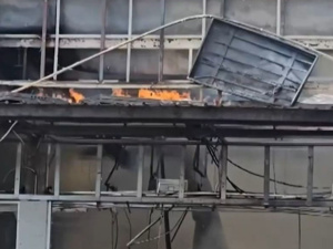 泰柬边境突发地雷爆炸，泰国总理发声：暂停执行泰柬和平联合声明！柬埔寨最新回应