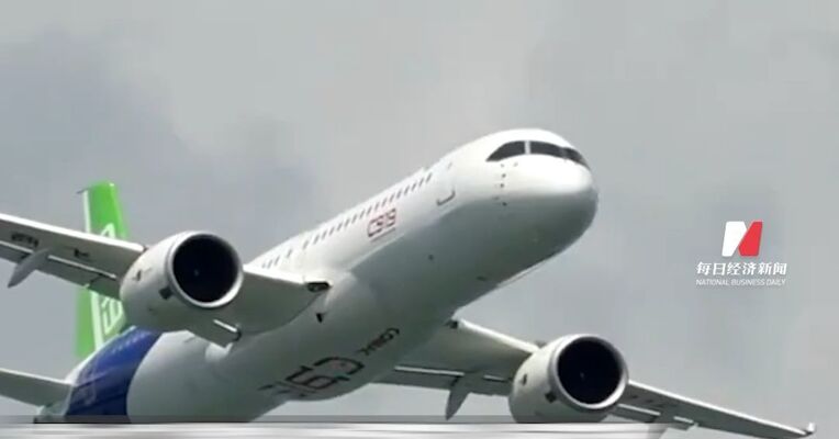C919飞抵阿联酋，准备参加2025迪拜航展，国产客机将首次在中东展示