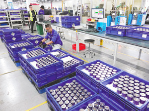 新能源车销量持续走高，动力电池产能吃紧？