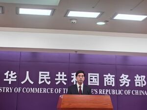 商务部：本届进博会成交额再创历史新高，达834.9亿美元，同比增长4.4%