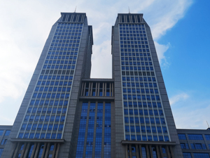 复旦大学拟转让复旦微电股权，国盛投资将受让成为上市公司第一大股东