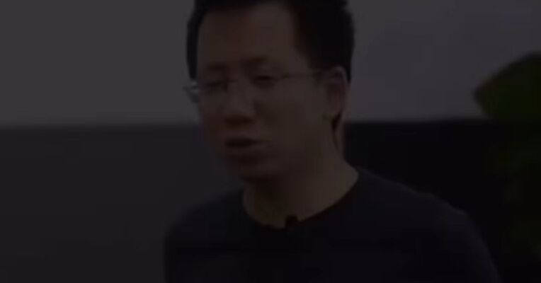 张一鸣：向前跑最重要，不要回头看。最直接的方法就是最有效的