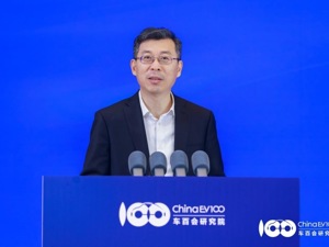 中国已成全球增量零部件核心供应中心 张永伟：未来竞争聚焦动力电池、芯片和软件