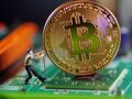 比特币一个半月跌逾40000美元， “持币大户”Strategy股价6个月跌56%，小摩警告：该股恐遭MSCI剔除，或引发28亿美元资金外流