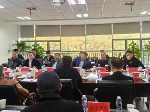直击中元股份股东会｜鼎龙股份来的新实控人首亮相，公司将持续引入AI人才，收缩医疗业务