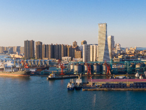 智慧港口，绿意盎然——解码全球港航转型中的“山港样板”