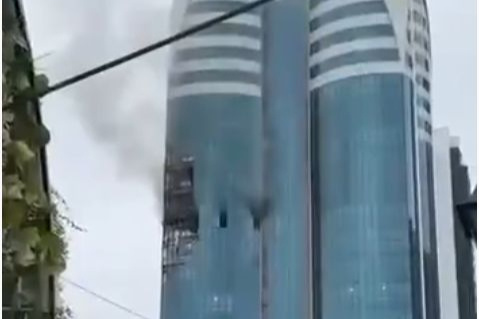 俄罗斯车臣共和国首府遭袭击！美乌代表继续讨论俄乌“和平计划”，俄方发声：希望加快乌克兰危机和谈进程