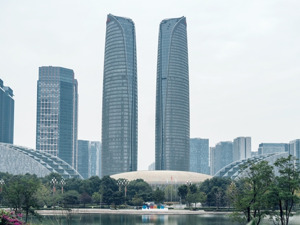 下一个五年，成都的势与能