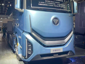 新能源渗透率剑指35%！商用车市场进入格局重塑关键期，车企加速布局“双赛道”