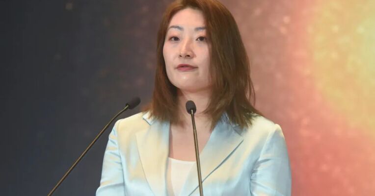 宗馥莉与“宗家三兄妹”相关案件今日香港高院开庭