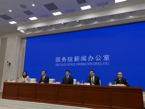 交通运输部：预计全年将完成交通固定资产投资超3.6万亿元，新增高速铁路超2000公里