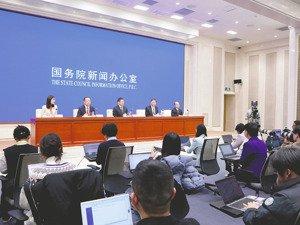 今年预计完成交通固投超3.6万亿元 交通运输部：新增高速铁路超2000公里