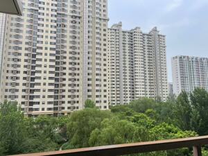 北京放宽非京籍及多子女家庭购房限制 业内称“整体效果或有限，给沪深带来优化预期”