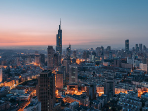 准2万亿城市，终于“破零”了