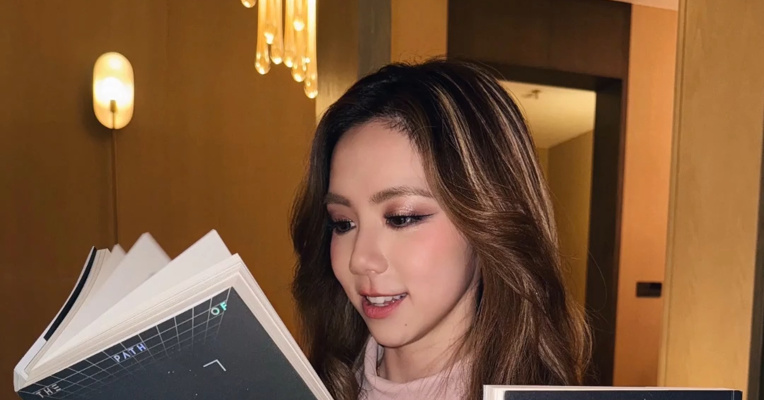 歌手邓紫棋所著科幻小说，入围银河奖？组委会回应