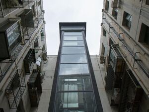 老旧小区加装电梯纳入国补， 项目“启动难”痛点迎刃而解 业内：加剧行业竞争，需探索“建养一体化”等新模式