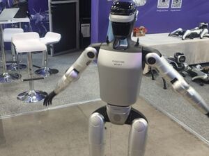 直击CES 2026 |机器人才是“最潮”单品！多家中国机器人公司约半数订单来自海外
