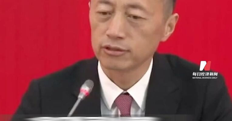 郁亮到龄退休，申请辞职，万科宣布：郁亮不再担任公司任何职务