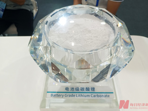 年初以来涨幅超25%，碳酸锂有望重回20万元/吨高位！专家：车企应会内部消化成本压力，保持车价稳定