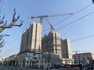 “10万+”友商有点多，中海上海一红盘第六批次50人认购仅4人网签