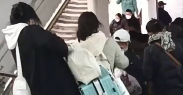 春运坐火车不用自己拿行李了，“轻装行”服务扩大试点范围！