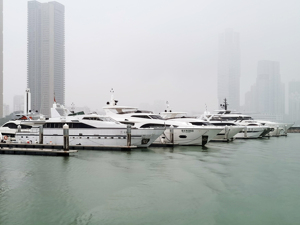 港股复盘 | 港股小幅上涨 豪华游艇股法拉帝暴涨创历史新高
