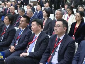 海辰储能吴祖钰受邀与英国首相进行会面 助力全球清洁能源事业发展