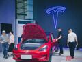 7年低息超长贷来了，特斯拉推出后，小米、理想、小鹏等迅速跟进，二手车商也跟风免息，直呼“逃不过比价”