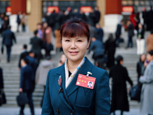 四川省政协委员李佳蔚：加快拓展具身智能养老应用场景，引爆银发经济新增长点