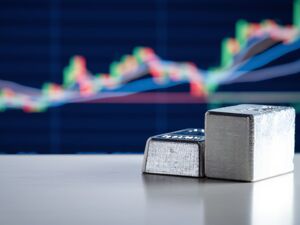 “妖镍”又来？印尼镍矿开采配额减少30% 业内：镍价短期会震荡、长期形成支撑