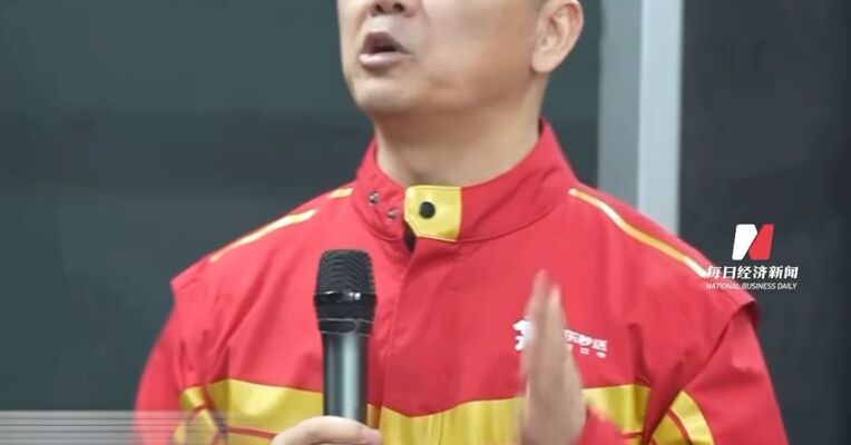 京东宣布：未来5年将投入220亿元新建15万套“小哥之家”，春节9天投入13亿元发福利！“去年有15万名外卖全职骑手加入”