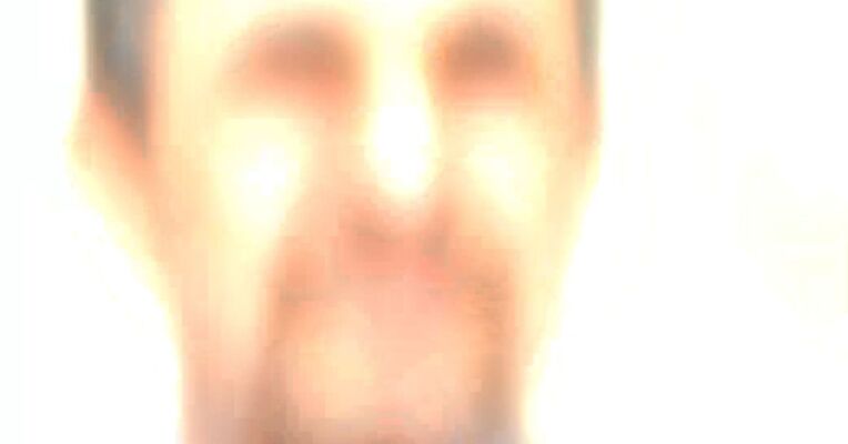伊朗前总统内贾德亲信称其平安
