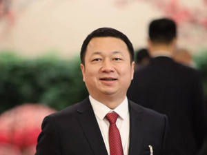 全国人大代表、亿华通董事长张国强：建议开展氢能高速示范，推动燃料电池汽车规模化发展