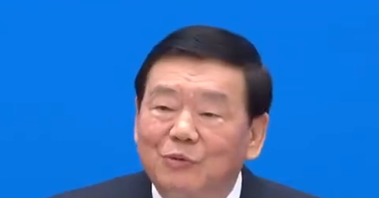 大会发言人谈中日关系：决不允许任何外部势力干涉中国内政