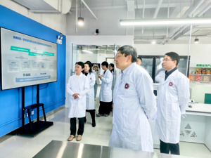 高质量发展｜策马奔腾！楼宇专班对企业不只“招进来”，更要“陪成长”