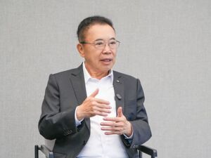 李东生，以市场化与全球化“过山海”