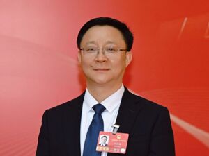 全国人大代表、科大讯飞董事长刘庆峰：建议升级人才培养体系，“主动塑造”AI就业友好型社会