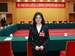 全国人大代表陈柏蓉：加快酒业新文化建设，推动酿酒历史经典产业传承与创新发展