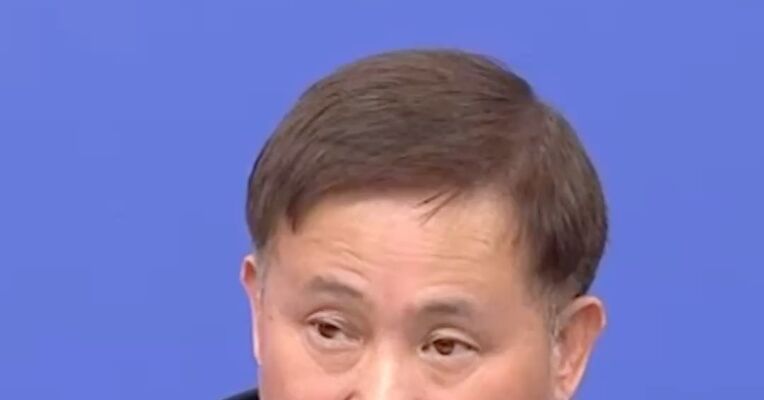 央行行长潘功胜：今年将灵活高效运用降准降息等多种货币政策工具