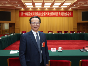 全国人大代表、好医生集团董事长耿福能：建议设立AI智能体专项补助金，支持基层医疗企业走向资本市场