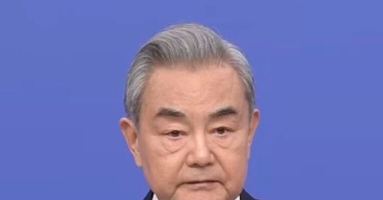 王毅：解决台湾问题 实现祖国完全统一不可阻挡
