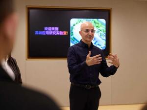 苹果首席运营官Sabih Khan现身深圳：已访华50多次，这次去了这几个地方⋯⋯