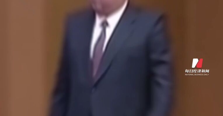 金正恩：朝鲜将韩国视为最敌对国家，并以最明确的言行“彻底排斥和无视”韩国；对于韩国的挑衅行为，朝鲜将“毫不留情地让韩国付出代价”