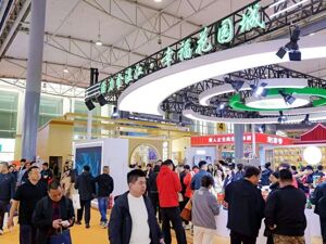 成都温江区携36家名优企业亮相第114届全国糖酒商品交易会