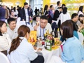 一场6600家企业的聚会：大品牌与小商家，都在成都糖酒会上找什么？
