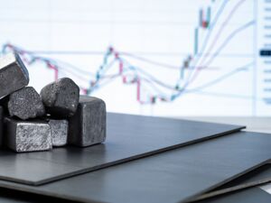 八一钢铁2025年亏损再扩大，深陷亏损泥潭何解？